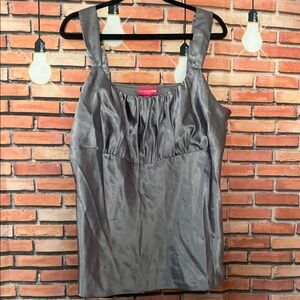 Elegant Gray Sleeveless Top